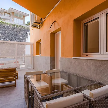 Ocean View San Eugenio 아파트 *