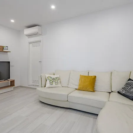 아파트 Ocean View San Eugenio 아데제
